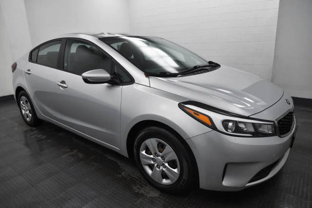 2017 Kia Forte LX FWD photo