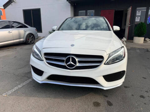 2017 Mercedes-Benz C-Class C 300 RWD photo