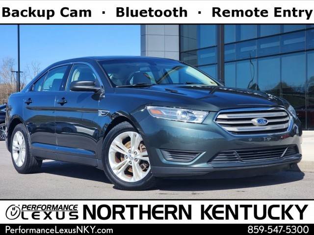 2016 Ford Taurus SE FWD photo