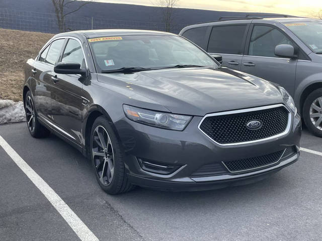 2016 Ford Taurus SHO AWD photo