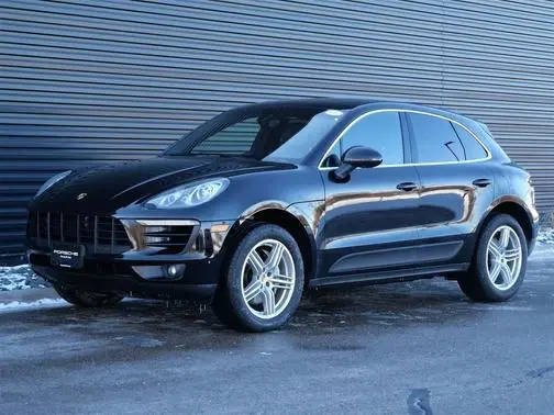 2016 Porsche Macan S AWD photo