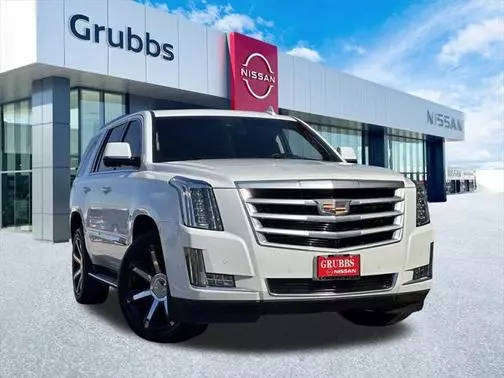 2017 Cadillac Escalade Luxury 4WD photo