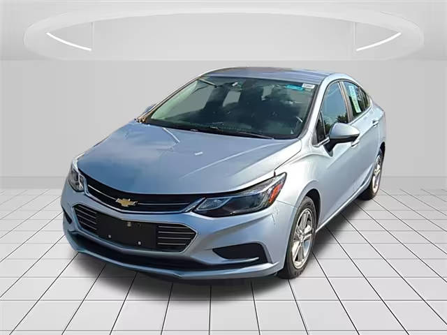 2017 Chevrolet Cruze LT FWD photo