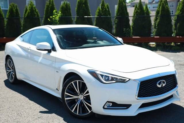 2017 Infiniti Q60 3.0t Premium AWD photo