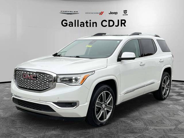 2017 GMC Acadia Denali FWD photo