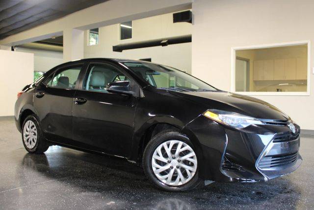 2017 Toyota Corolla LE FWD photo