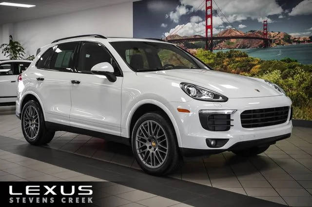 2017 Porsche Cayenne Platinum Edition AWD photo
