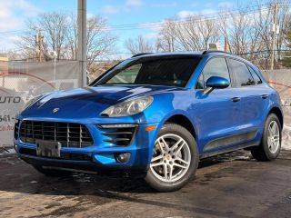 2017 Porsche Macan AWD photo