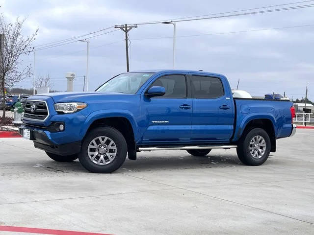 2017 Toyota Tacoma SR5 4WD photo
