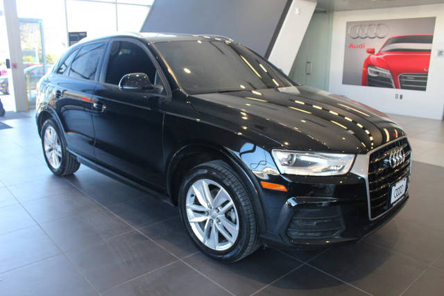 2017 Audi Q3 Premium AWD photo