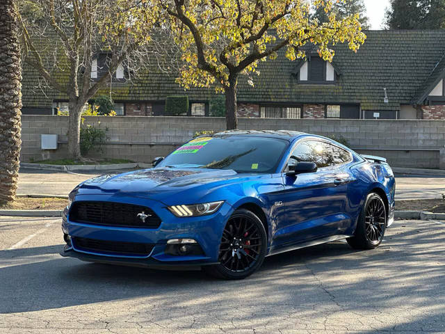 2017 Ford Mustang GT Premium RWD photo