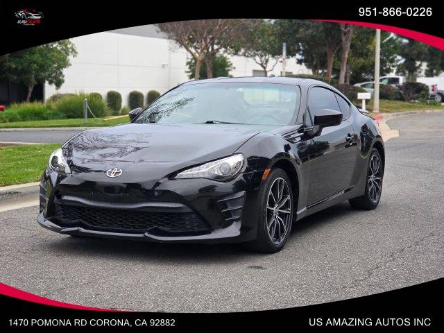 2017 Toyota 86  RWD photo