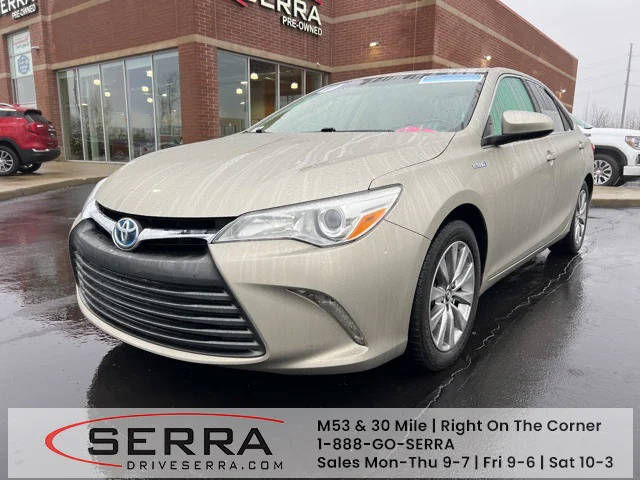 2017 Toyota Camry Hybrid LE FWD photo