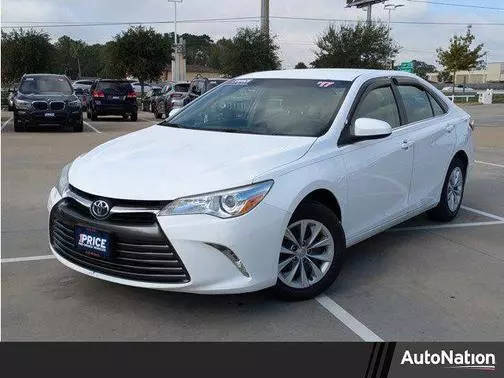 2017 Toyota Camry LE FWD photo