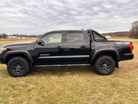 2017 Toyota Tacoma TRD Off Road 4WD photo