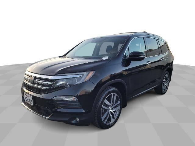 2016 Honda Pilot Touring AWD photo