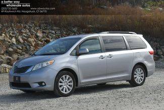 2017 Toyota Sienna XLE AWD photo