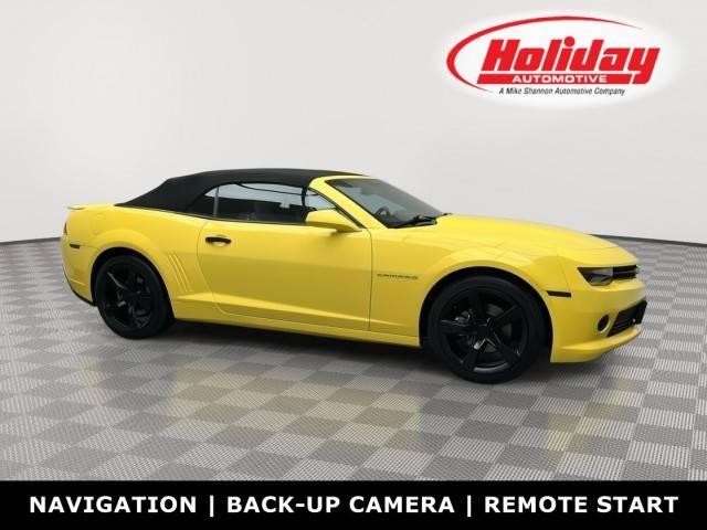 2015 Chevrolet Camaro LT RWD photo