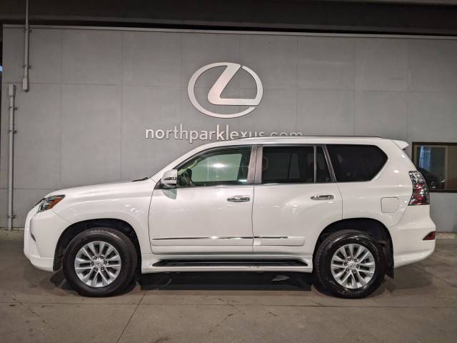 2017 Lexus GX GX 460 Premium 4WD photo