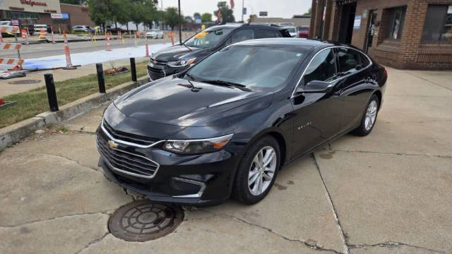 2017 Chevrolet Malibu LT FWD photo