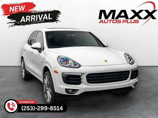 2017 Porsche Cayenne S E-Hybrid AWD photo