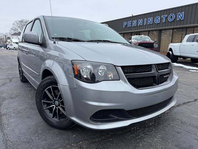 2017 Dodge Grand Caravan SE Plus FWD photo