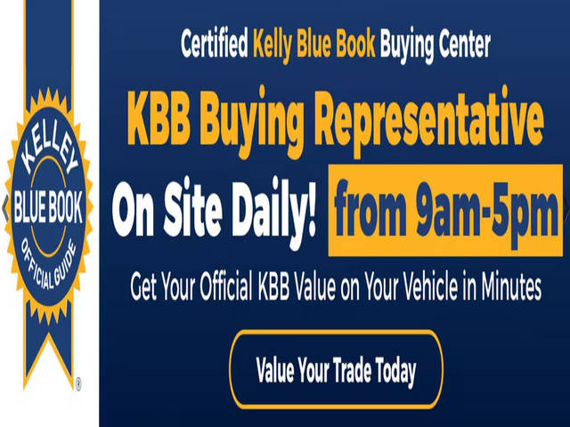 2017 Chrysler Pacifica Minivan Limited FWD photo