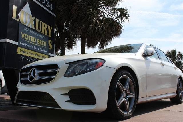 2017 Mercedes-Benz E-Class E 300 Sport RWD photo