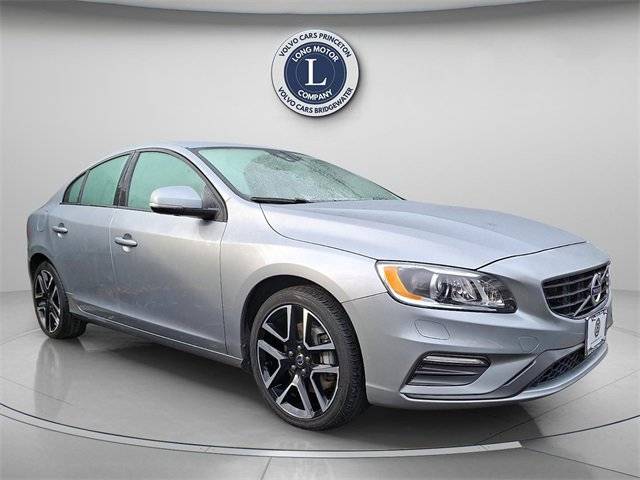 2017 Volvo S60 Dynamic AWD photo