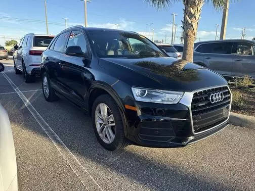 2017 Audi Q3 Premium AWD photo