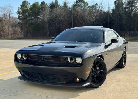 2016 Dodge Challenger R/T Scat Pack RWD photo