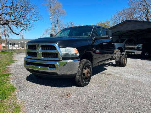 2017 Ram 3500 Tradesman 4WD photo