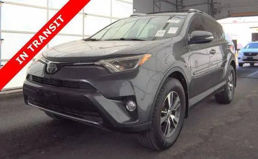 2017 Toyota RAV4 XLE FWD photo