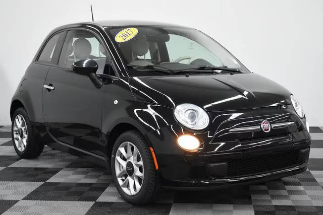 2017 FIAT 500 Pop FWD photo