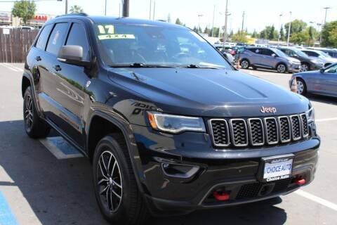 2017 Jeep Grand Cherokee Trailhawk 4WD photo