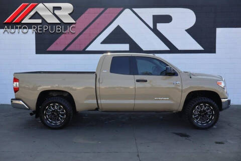 2017 Toyota Tundra SR5 RWD photo