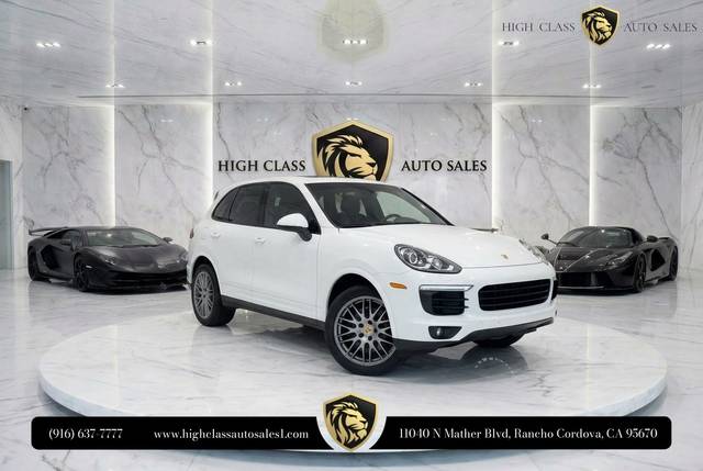 2017 Porsche Cayenne Platinum Edition AWD photo