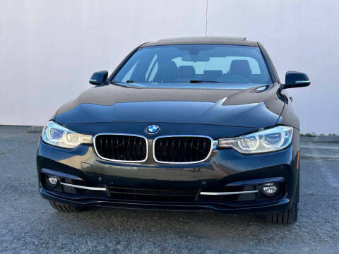 2017 BMW 3 Series 330i RWD photo