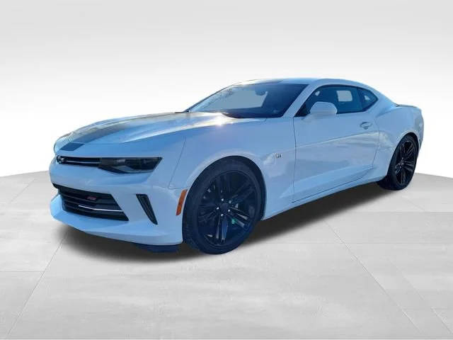 2017 Chevrolet Camaro 2LT RWD photo