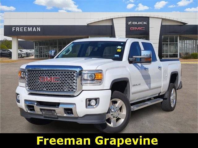 2016 GMC Sierra 2500HD Denali 4WD photo