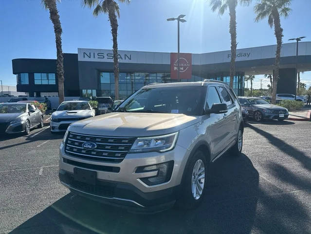 2017 Ford Explorer XLT FWD photo