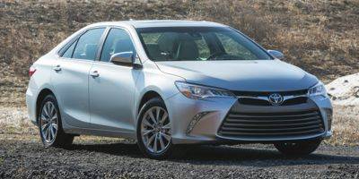 2015 Toyota Camry LE FWD photo