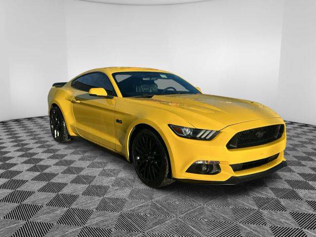 2015 Ford Mustang GT Premium RWD photo