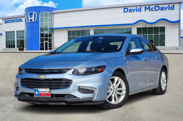 2017 Chevrolet Malibu LT FWD photo