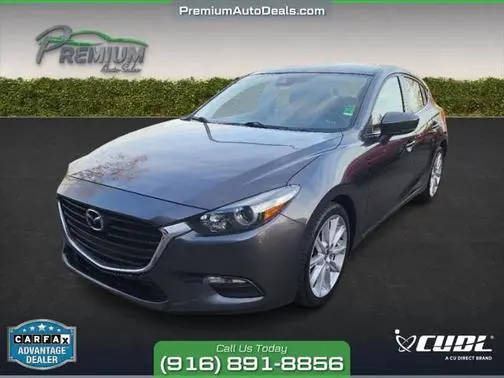 2017 Mazda 3 Touring FWD photo