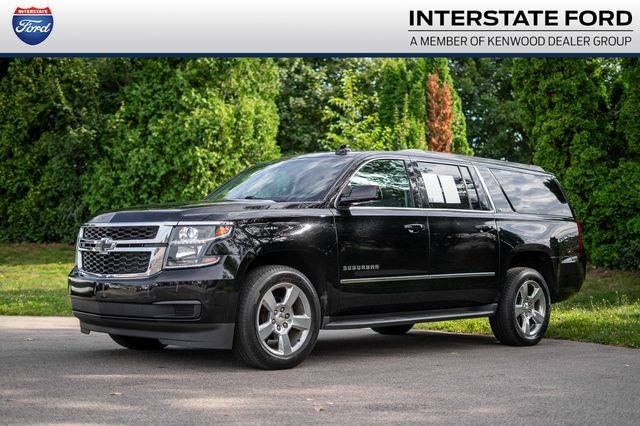 2016 Chevrolet Suburban LT 4WD photo