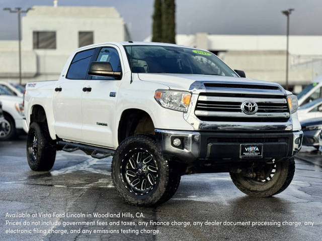 2017 Toyota Tundra SR5 4WD photo