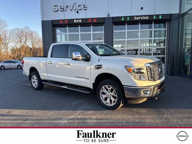 2016 Nissan Titan XD SL 4WD photo