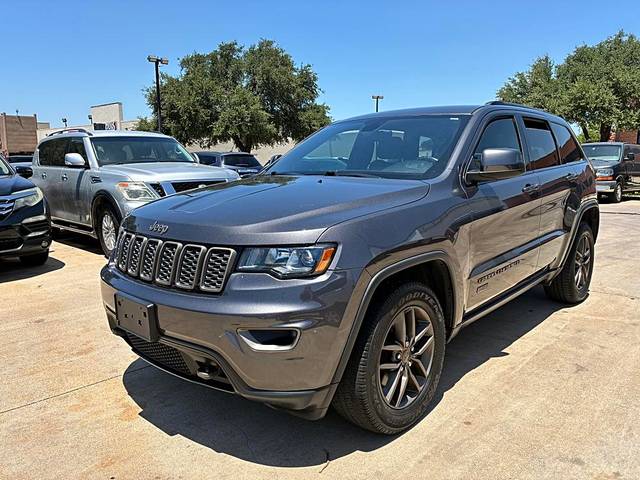 2017 Jeep Grand Cherokee 75th Anniversary Edition RWD photo