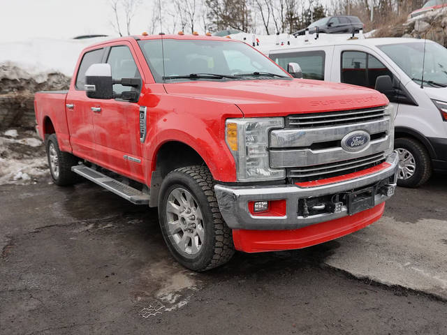 2017 Ford F-250 Super Duty Lariat 4WD photo